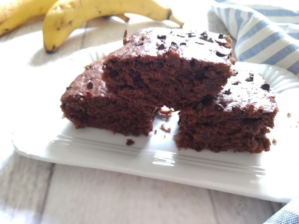 Torta veg di banane e cioccolato