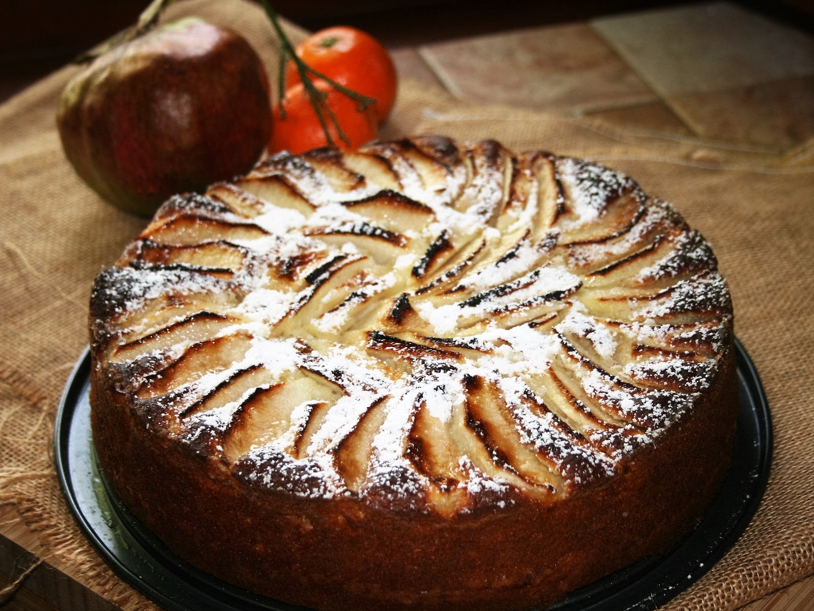 Torta yogurt e frutta