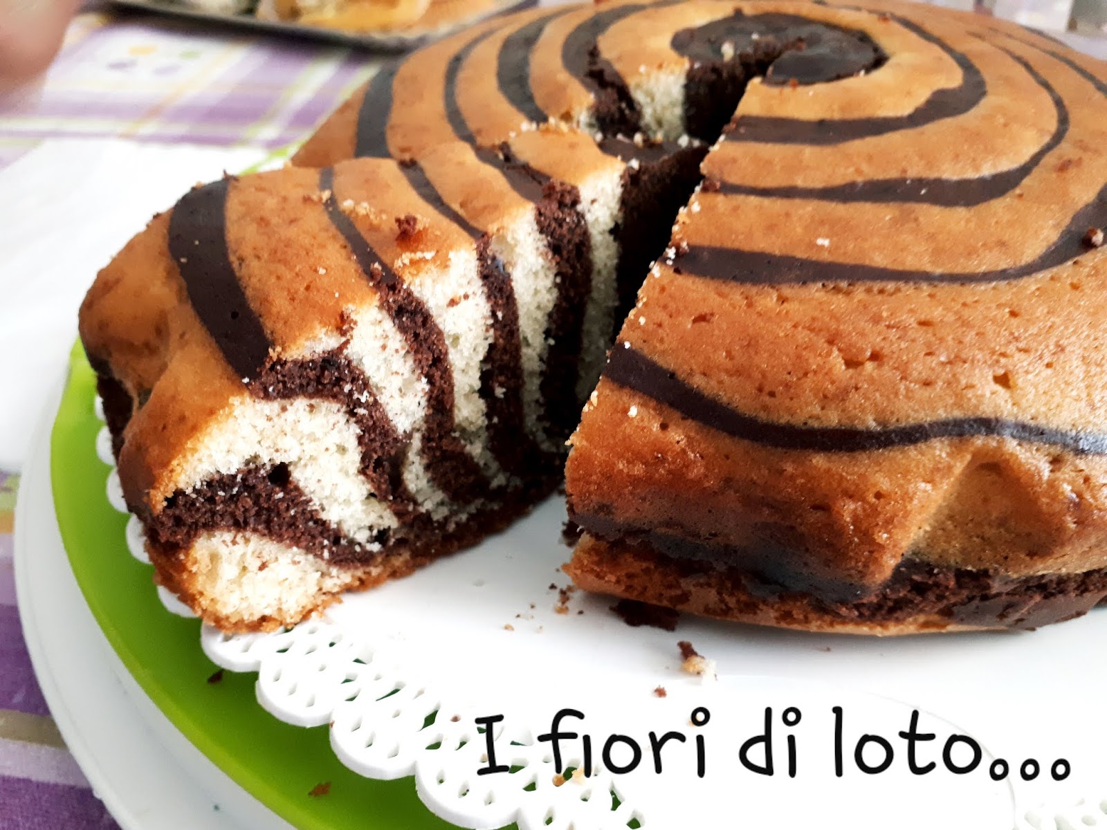Torta zebrata soffice