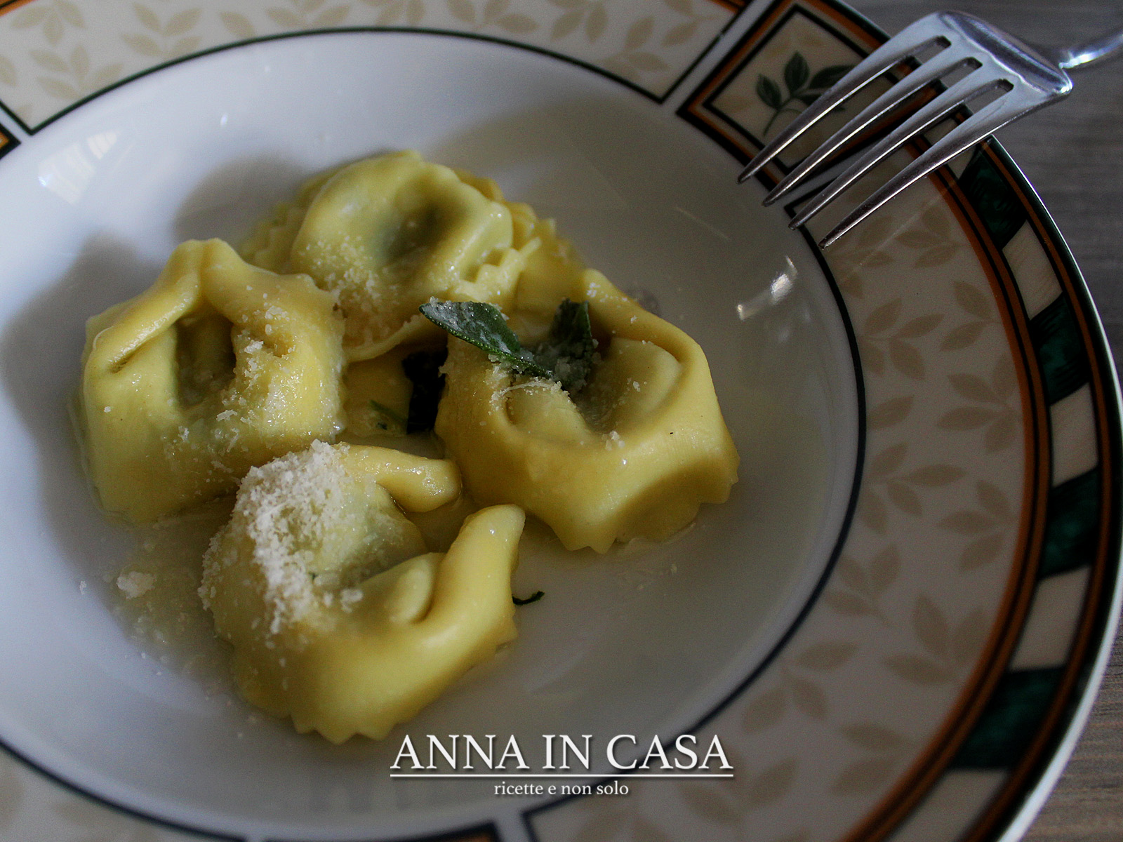 Tortellacci con ricotta e spinaci