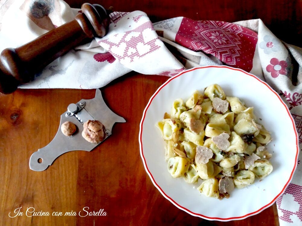 Tortelli al tartufo bianchetto