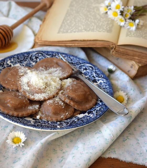 Tortelli di castagne ai carciofi, robiola e miele di castagno per l’MTC n° 54