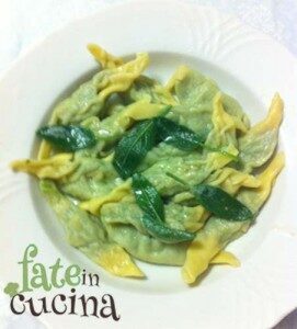 Tortelli piacentini con la coda