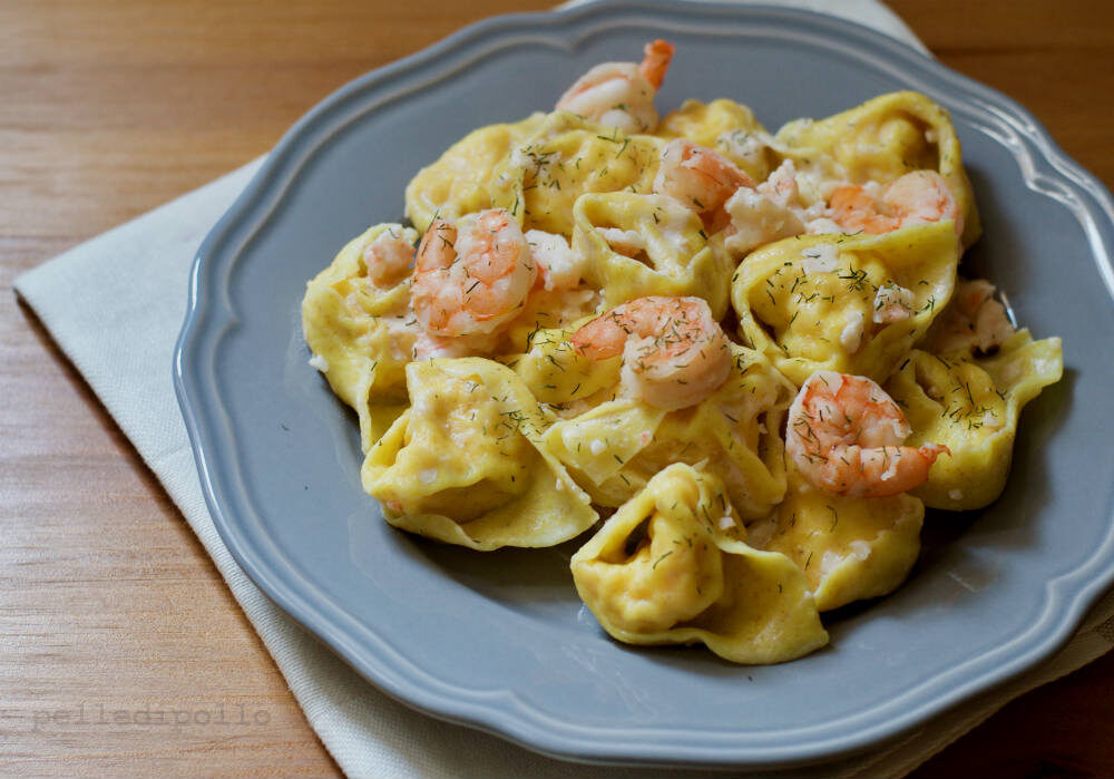 Tortelloni al salmone affumicato e ricotta