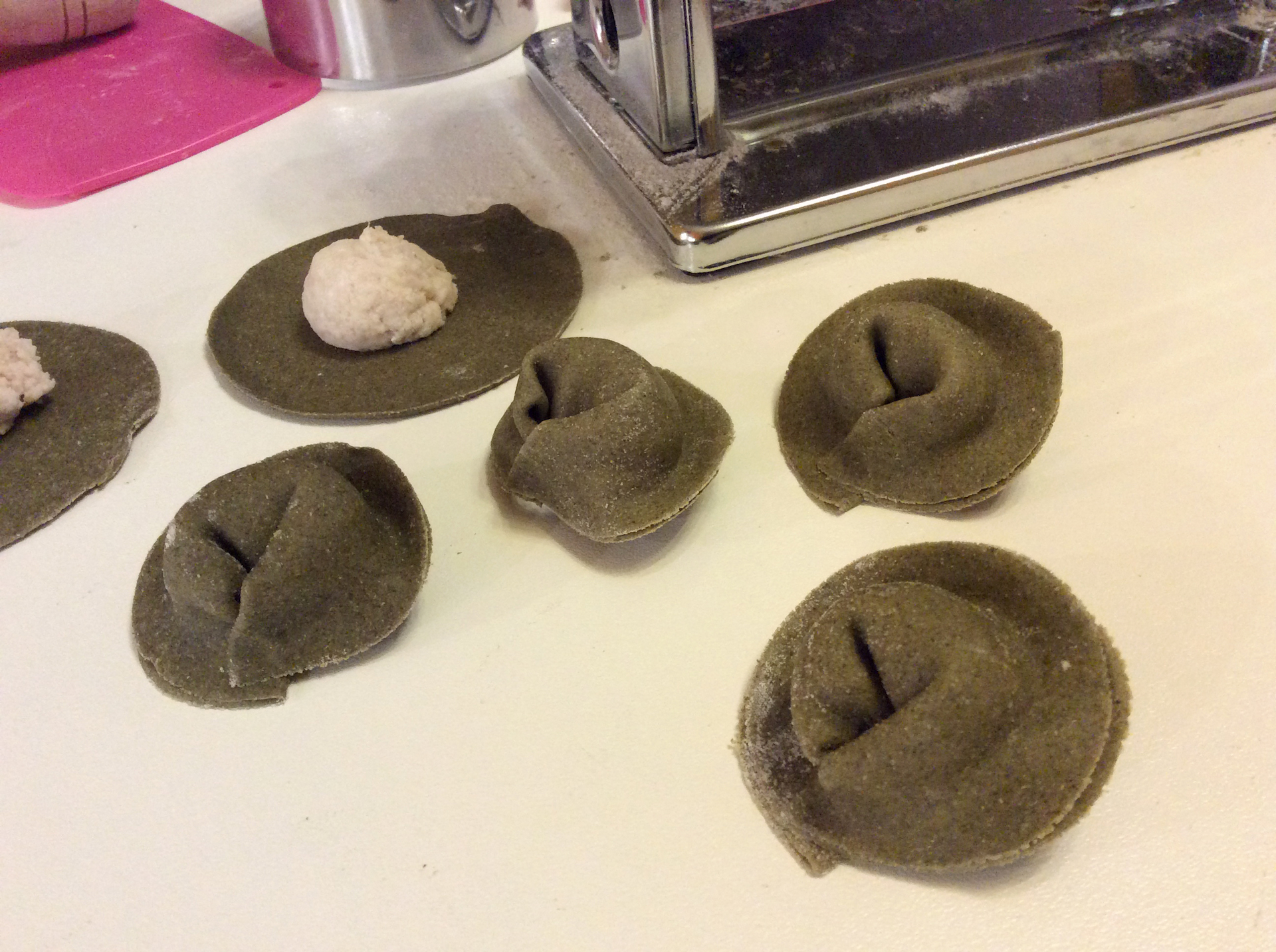 Tortelloni di ortica e pesce