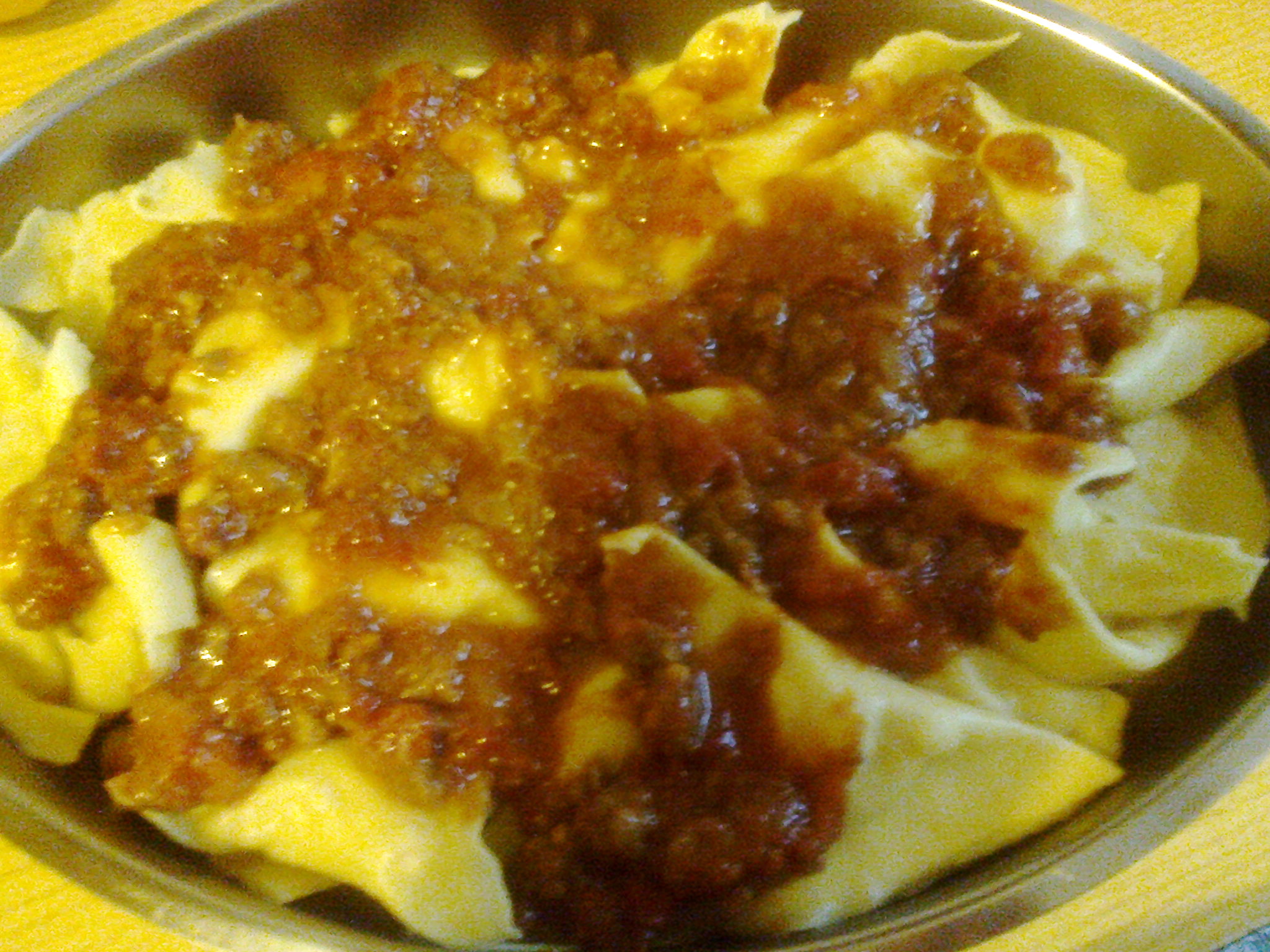 Tortelloni di patate al ragù