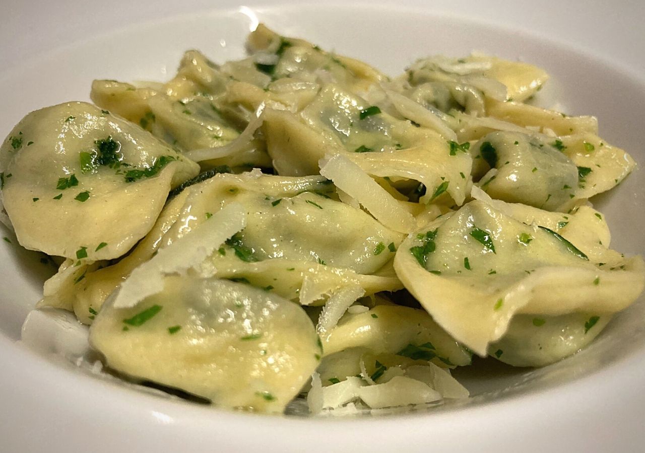 Tortelloni di ricotta ed erbette con pecorino: ricetta