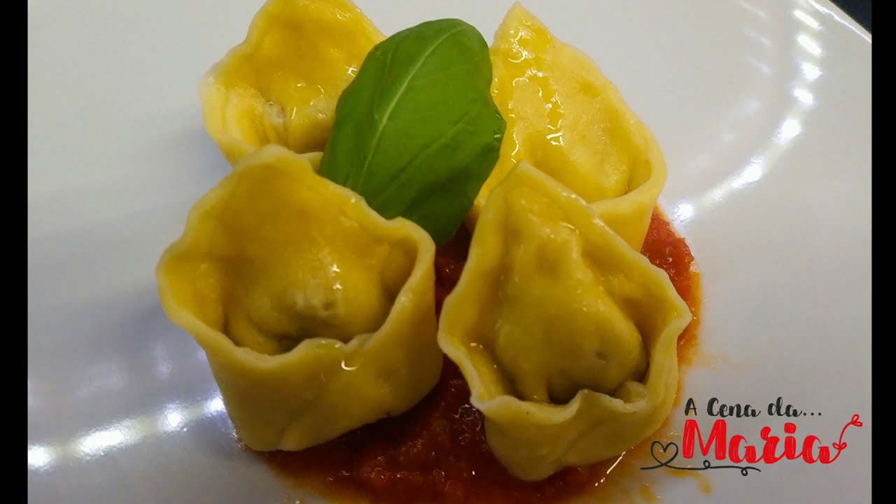 Tortelloni ripieni di carne