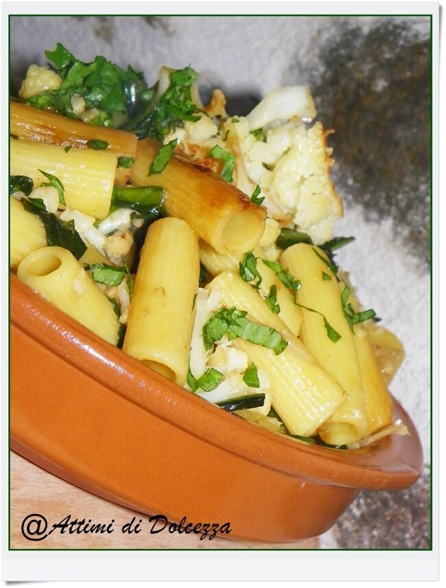 Tortiglioni con cavolfiore e tarassaco