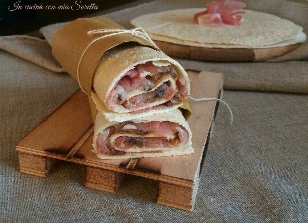 Tortilla al prosciutto e melanzana in pizzette – idea riciclo