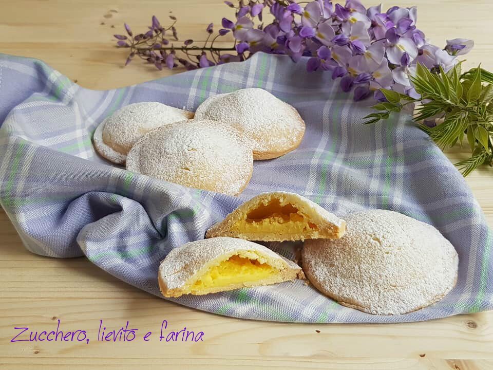 Tortine cuor di crema alla vaniglia