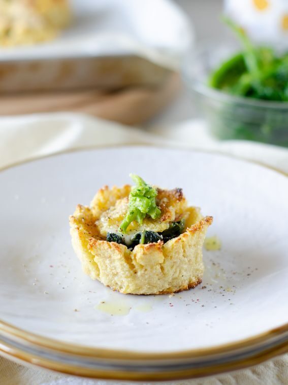 Tortini di patate al forno ripieni di verdure salumi e formaggio