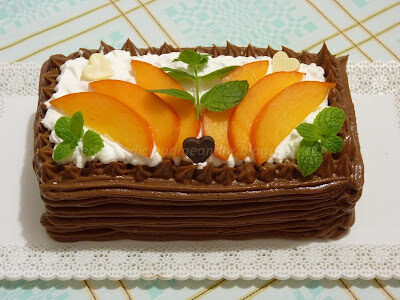 Tortino agli agrumi con crema all’arancia e cachi