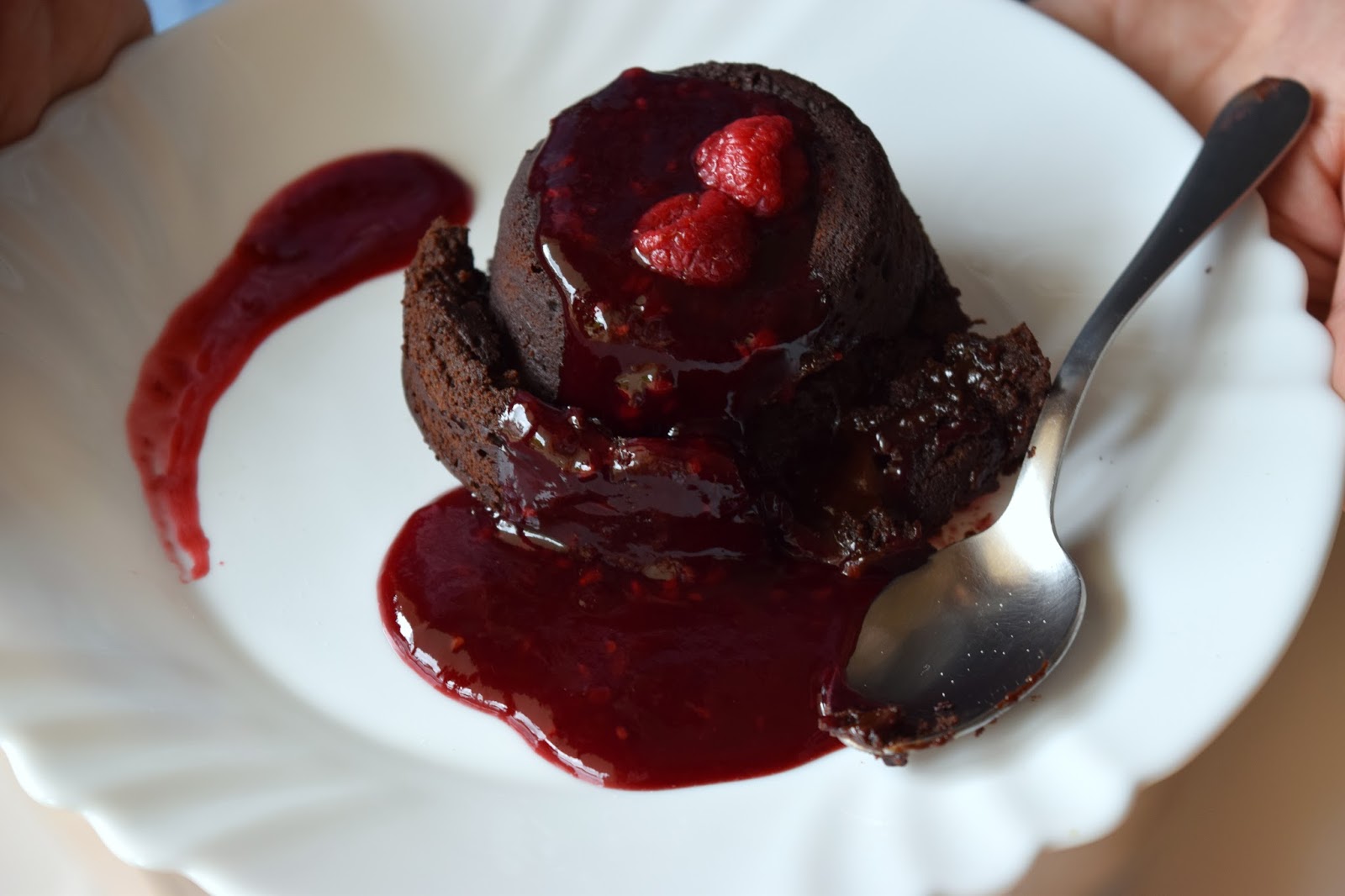 Tortino al cioccolato con cuore fondente (senza burro): l’inizio dell’estate!