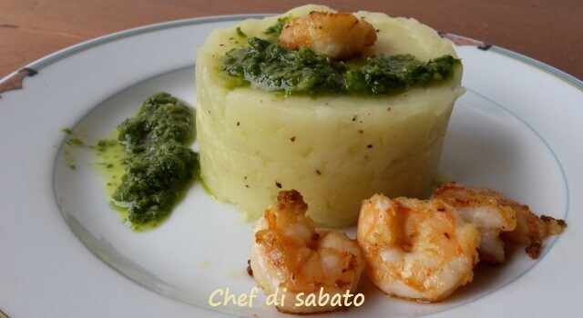 Tortino di patate mazzancolle e salsa di rucola