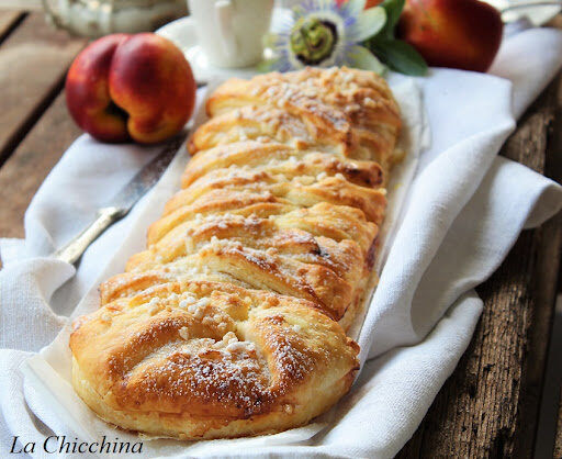 Treccia con le pesche