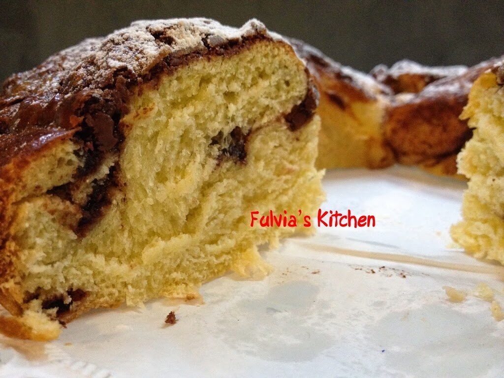 Treccia di brioche alla nutella