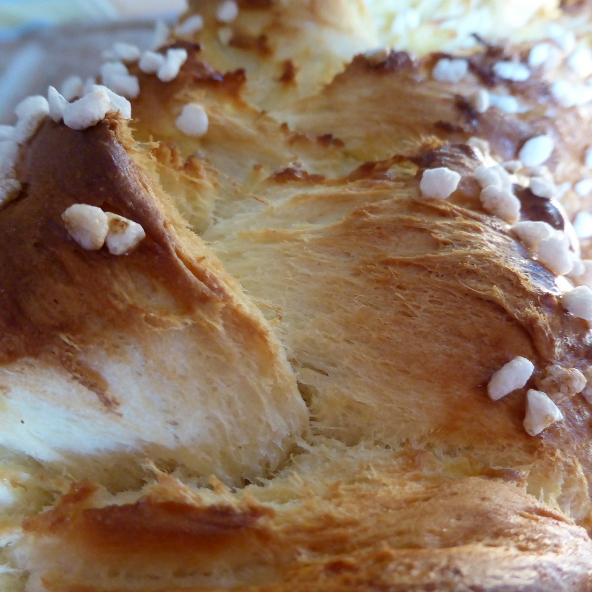 Treccia di pasta brioche