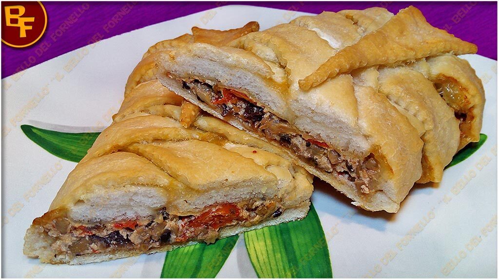 Treccia di pizza con tonno olive e melanzane