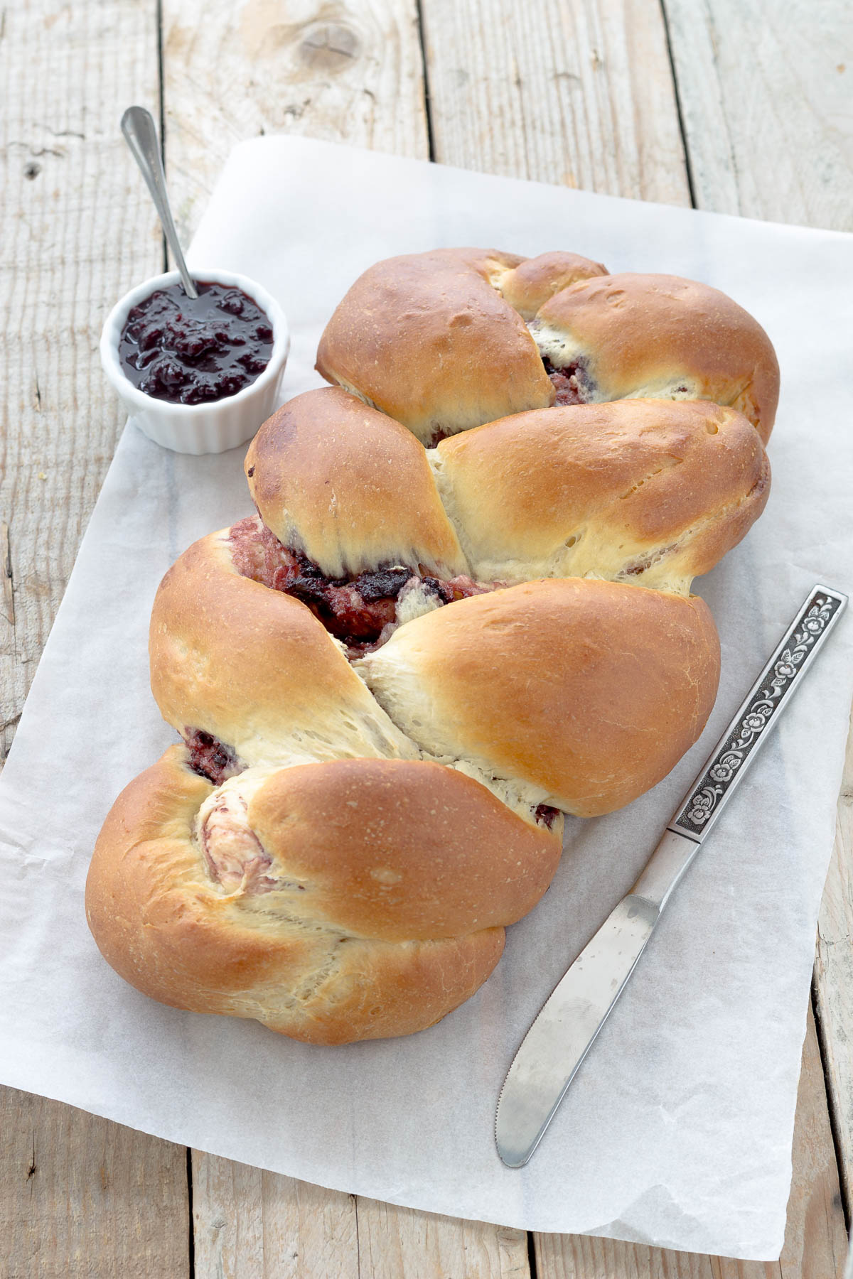 Treccia dolce con marmellata