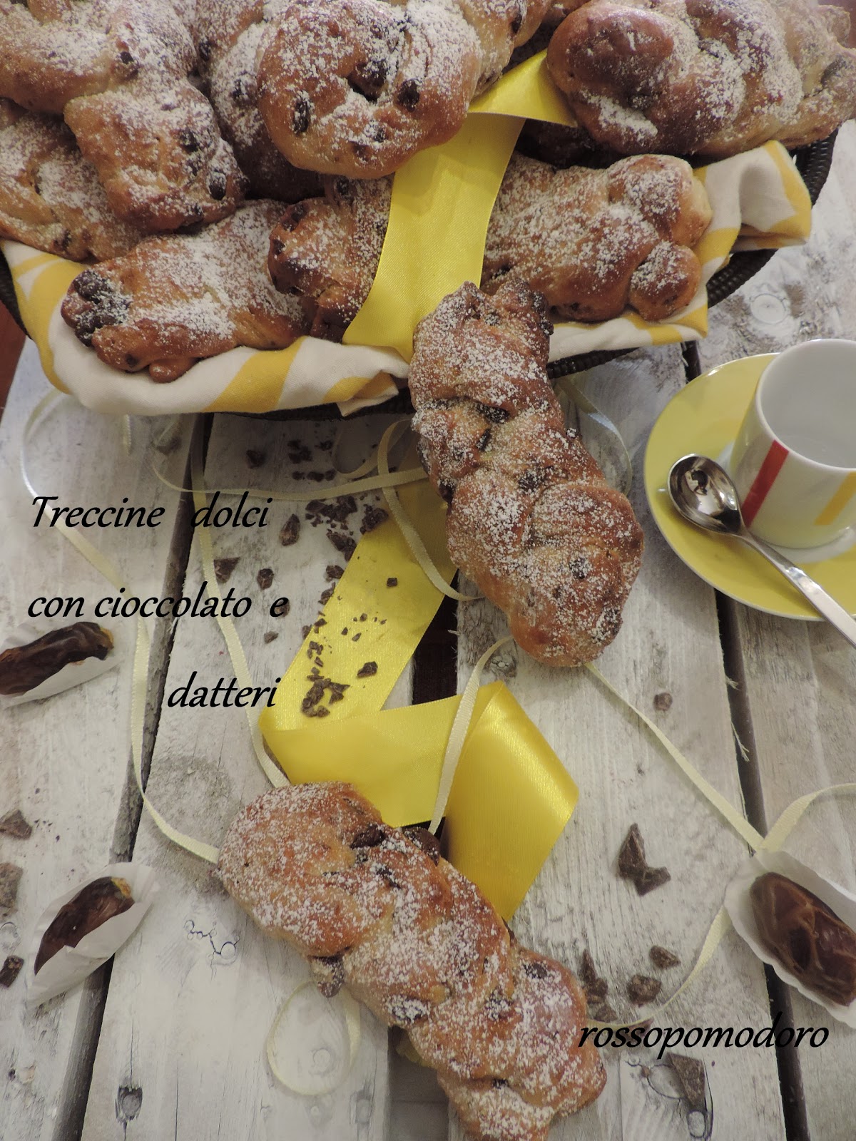 Treccine dolci con datteri e cioccolato fondente