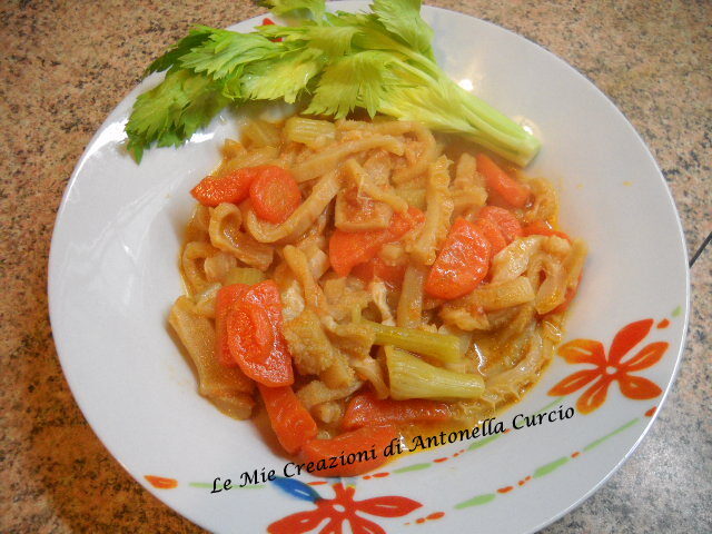 TRIPPA CON CAROTE E SEDANO