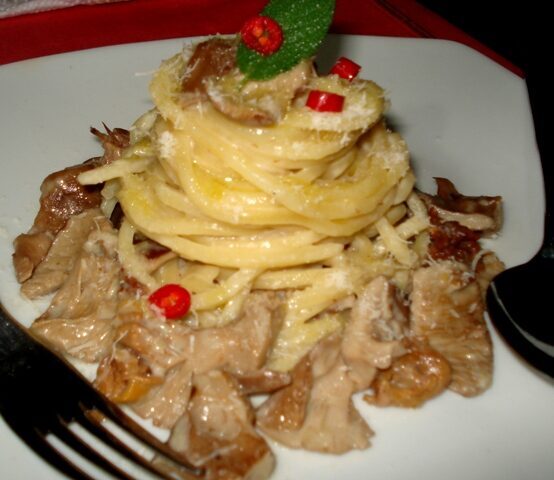 Troccoli con cardoncelli