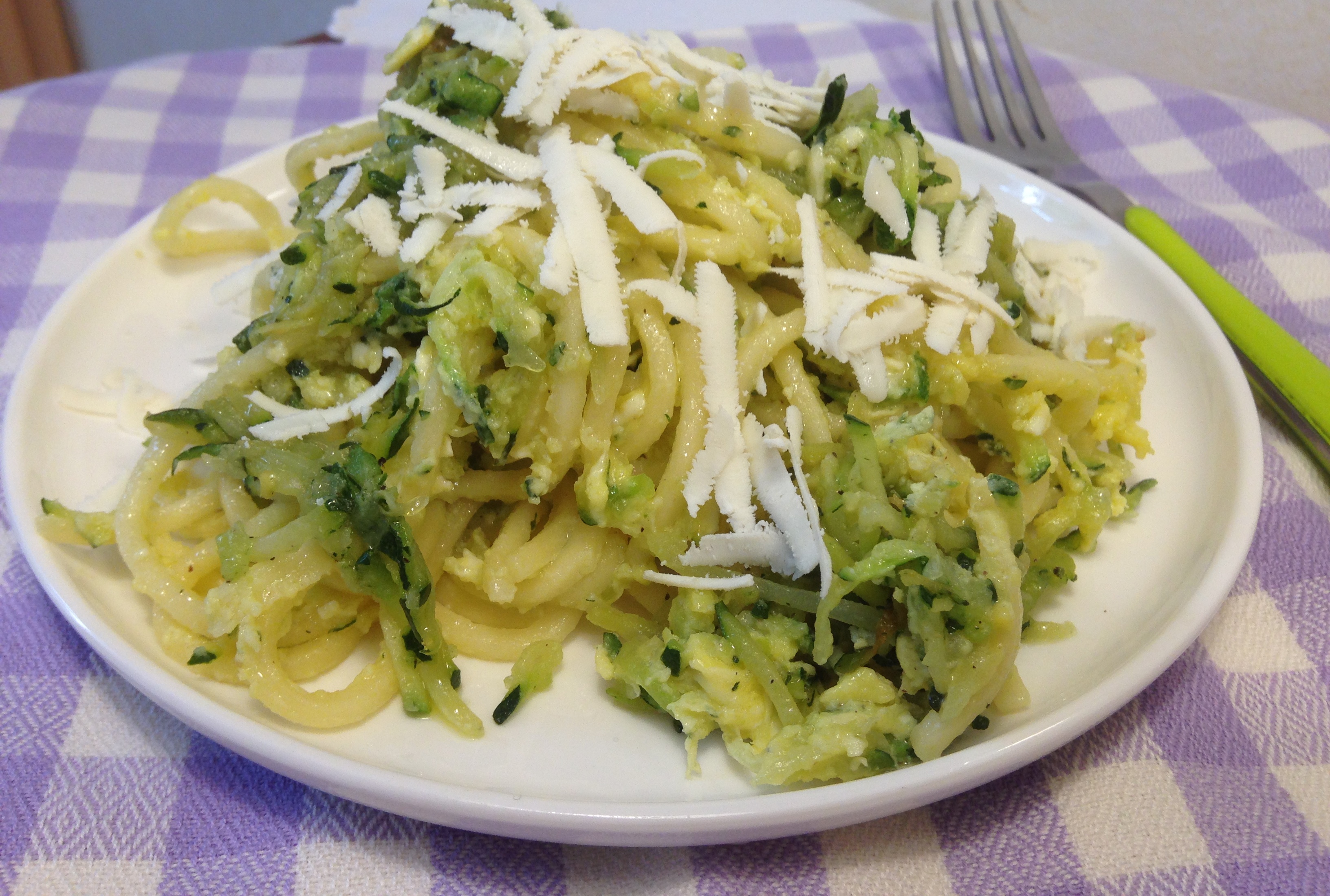 Troccoli con zucchine e ricotta salata