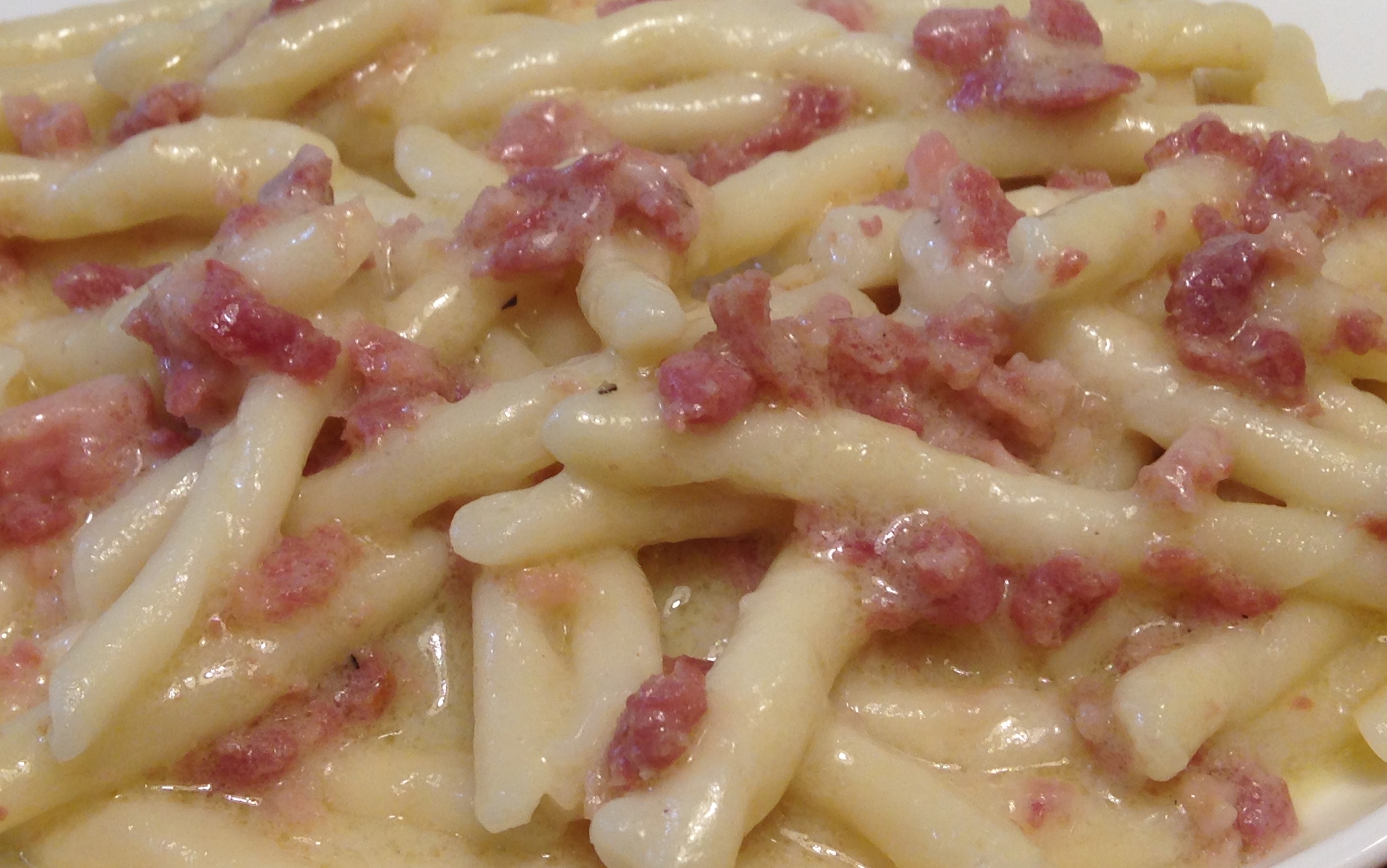 Trofie alla crema di stracchino e salsiccia