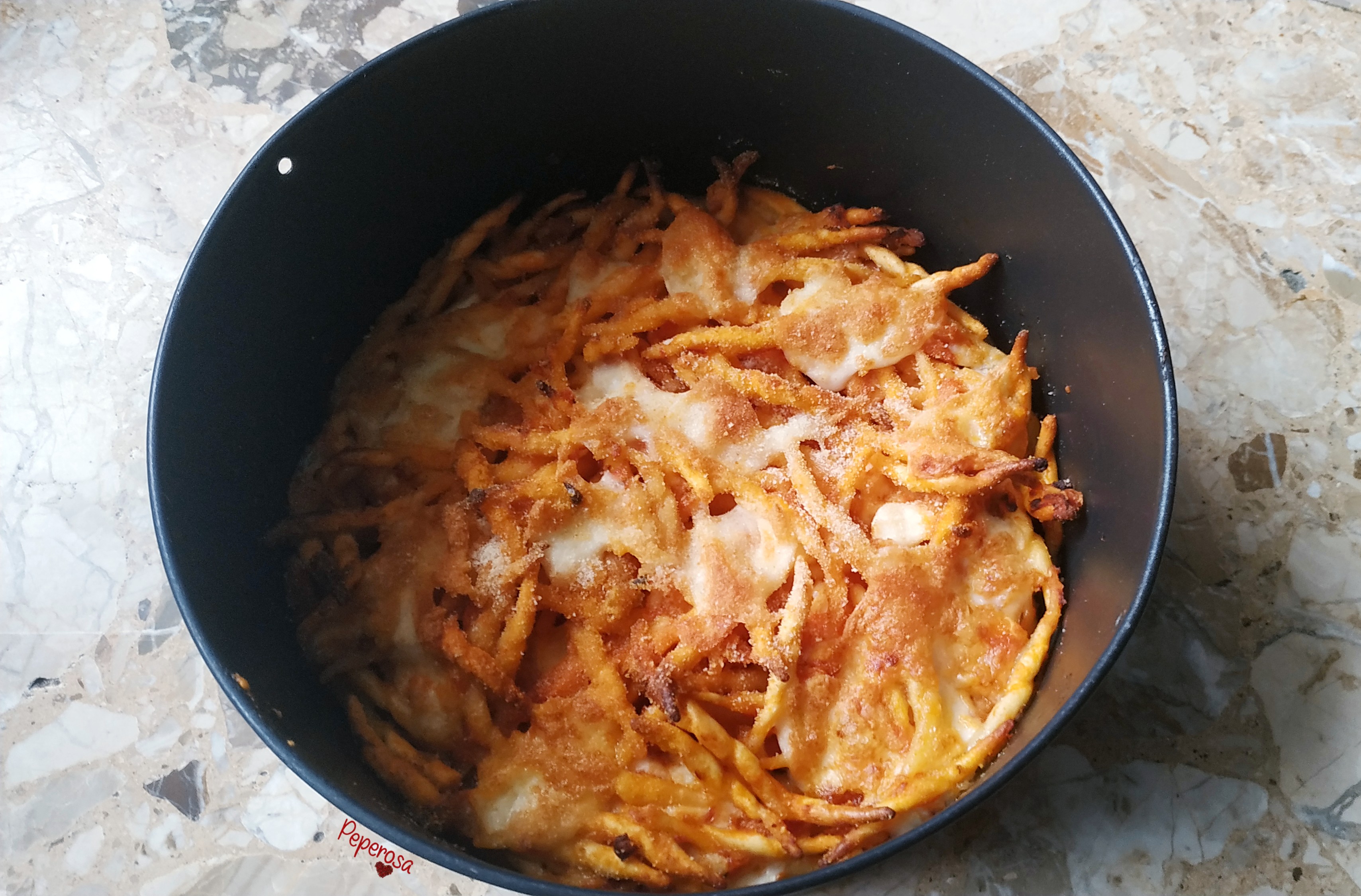 Trofie gratinate in friggitrice ad aria