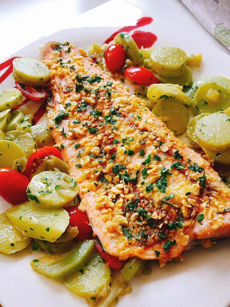 Trota salmonata con nocciole tostate