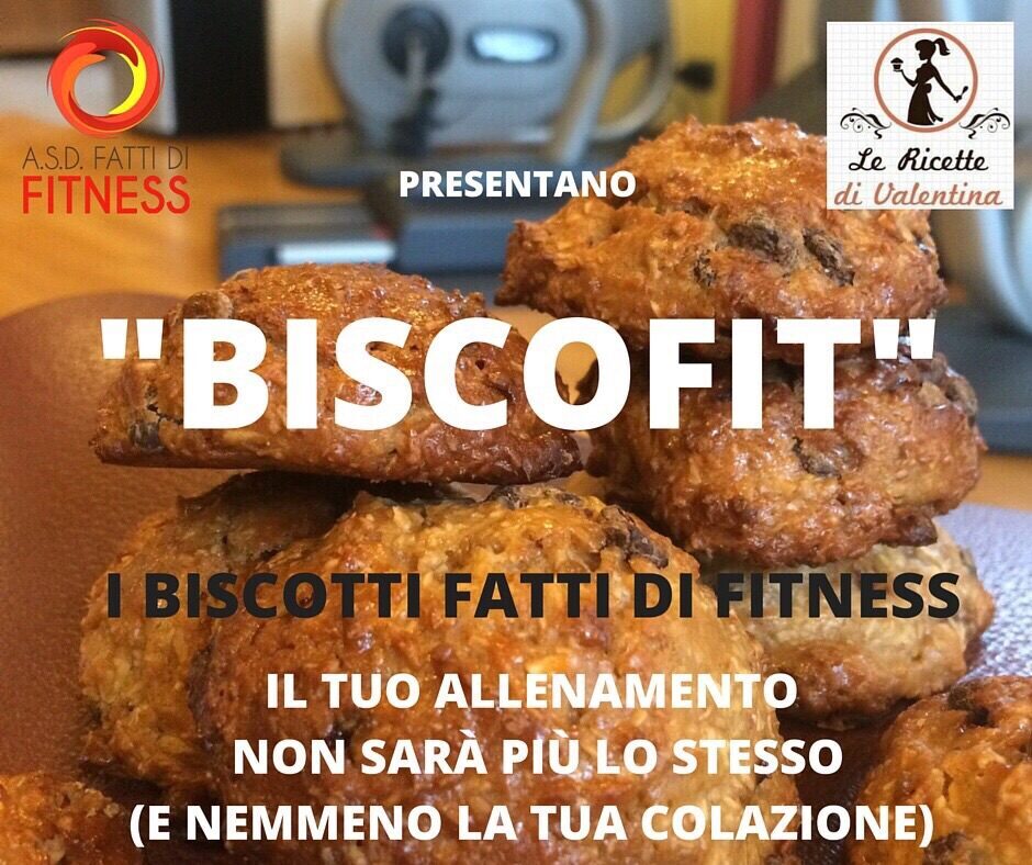 Ultimo appuntamento con le colazioni “fatte di fitness”: biscofit….biscotti morbidi senza uova e burro allo yogurt e gocce di cioccolato