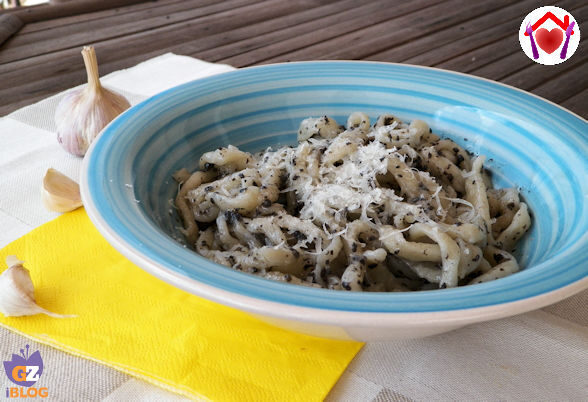 Umbricelli al tartufo