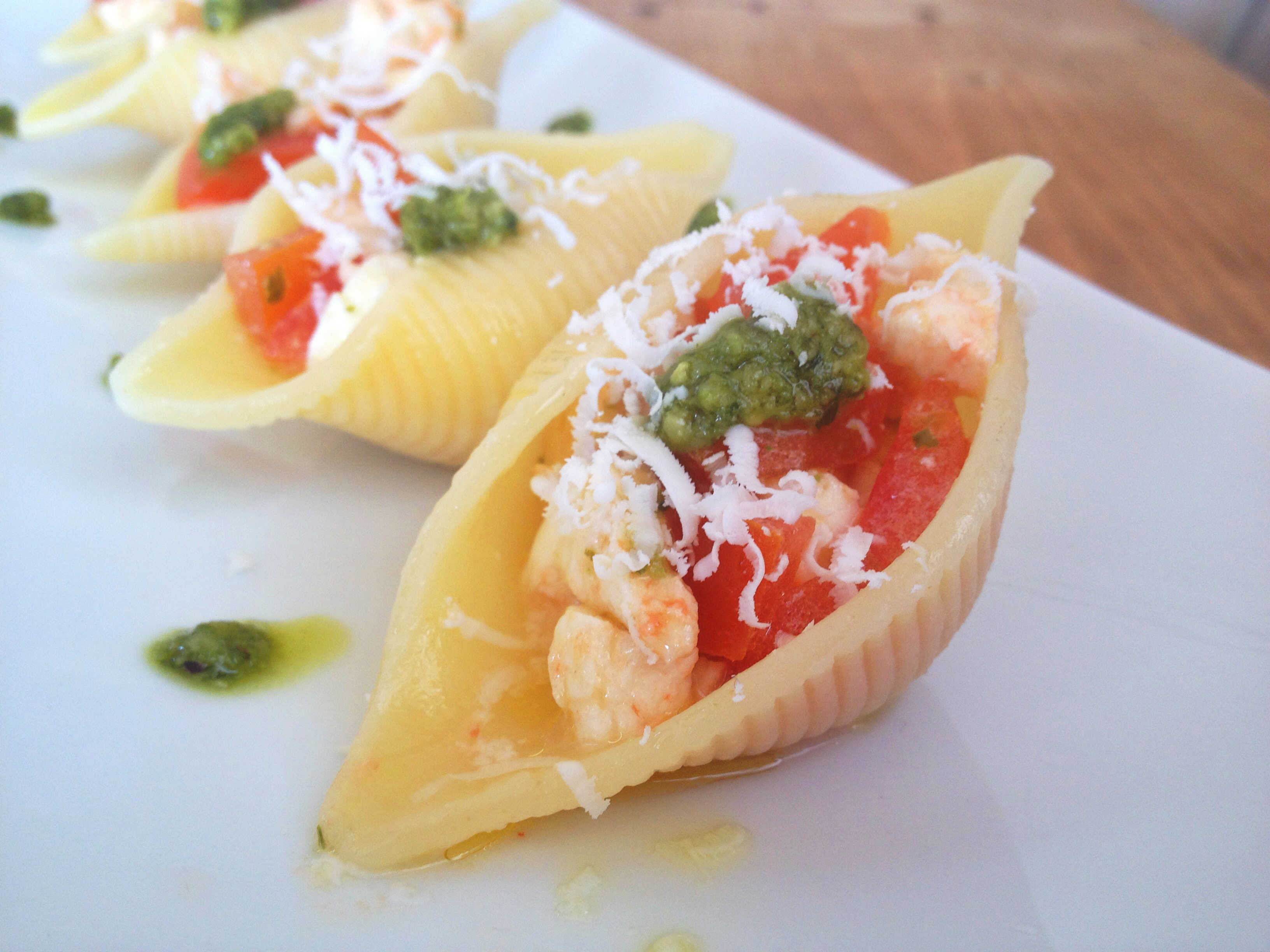 Una caprese nella conchiglia