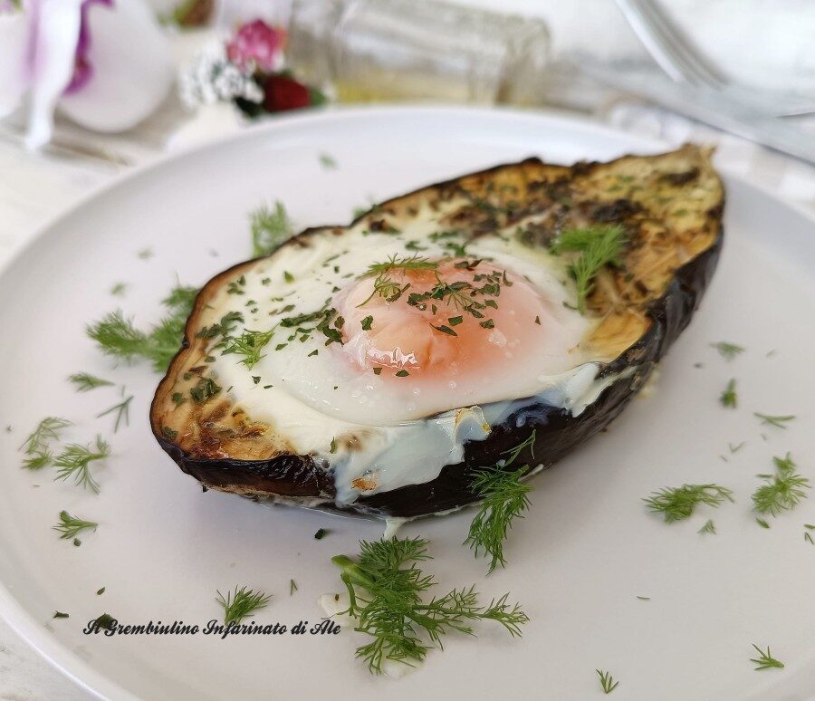Uova in forno in tasca di melanzana