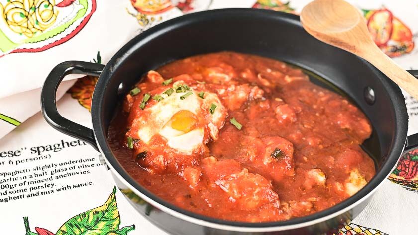 Uova in purgatorio ricetta napoletana delle uova al sugo