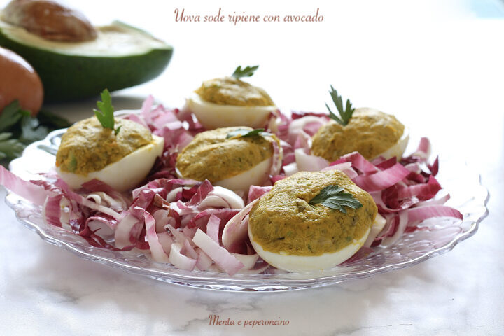 Uova sode ripiene con avocado
