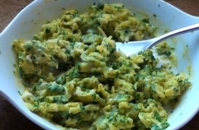 Uova strapazzate al pesto al microonde