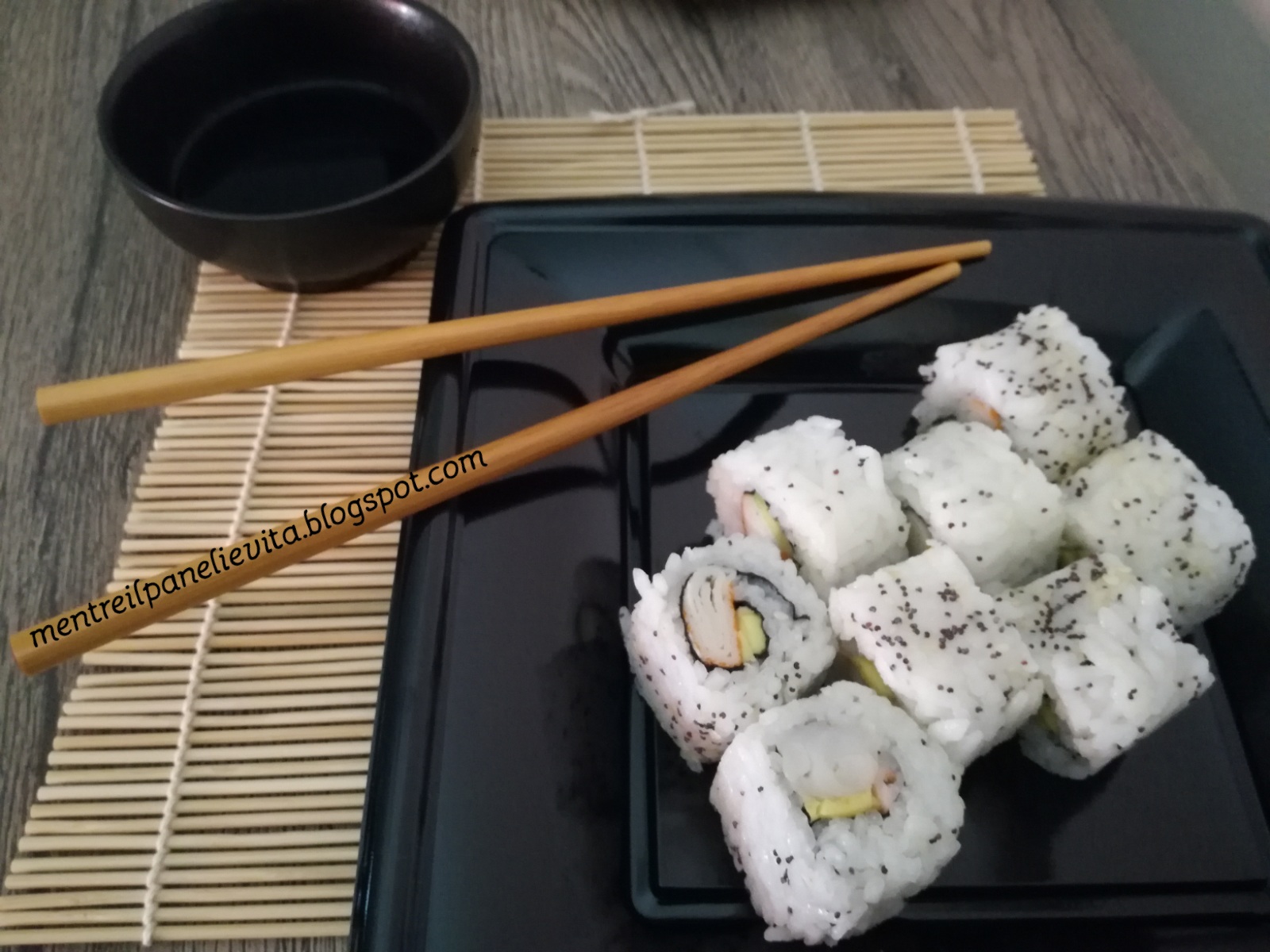 Uramaki california roll