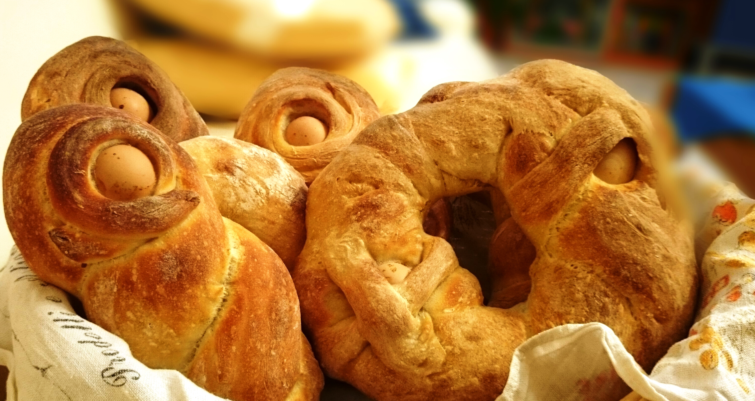 Vavarialli di pane con lievito madre