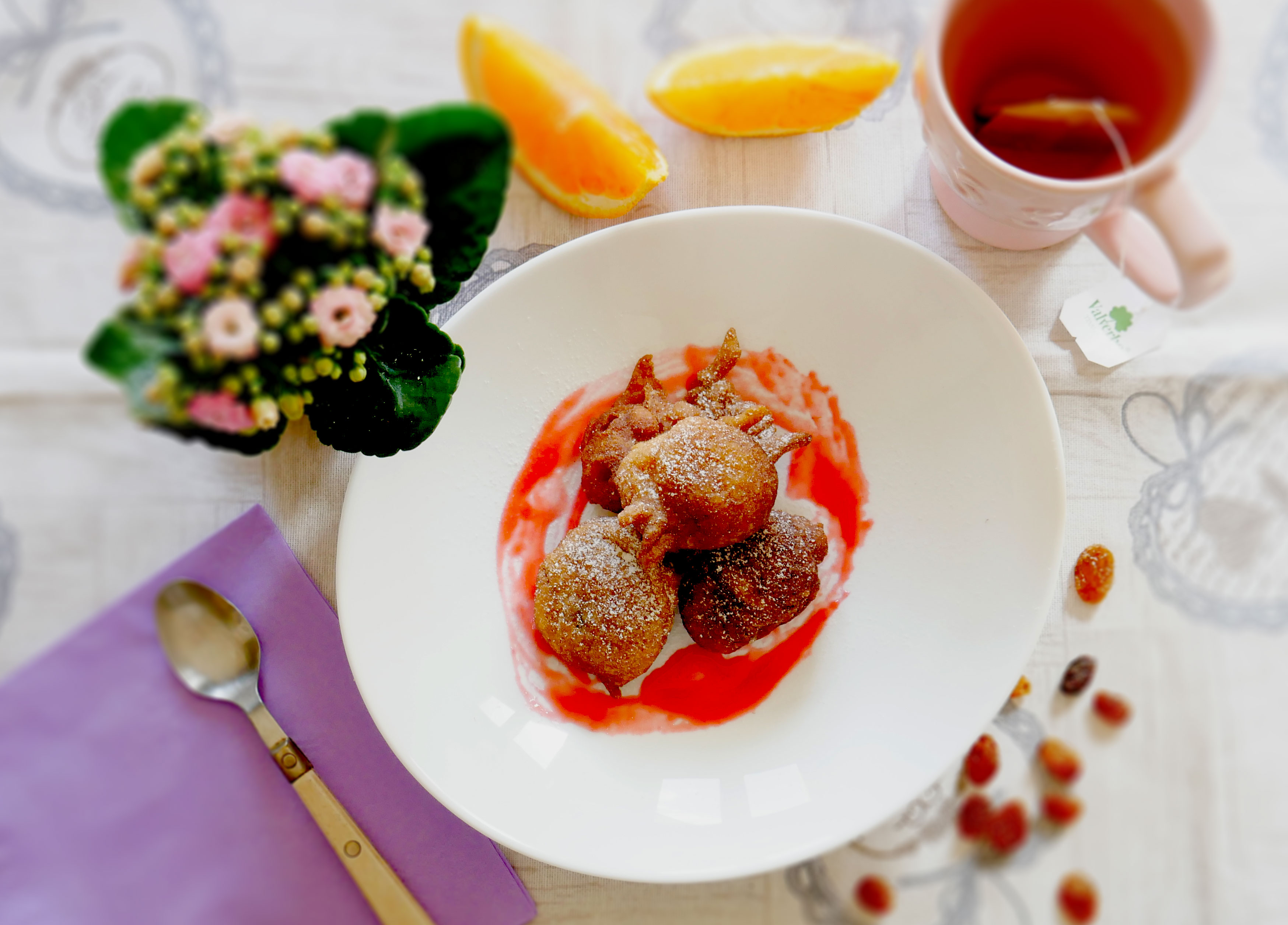 Vegan Frittelle di Carnevale con succo di Arancia