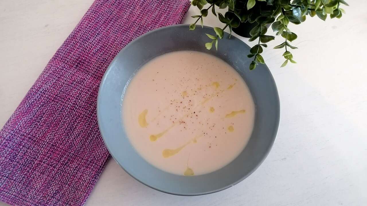 Vellutata di cavolfiore saporita con il bimby