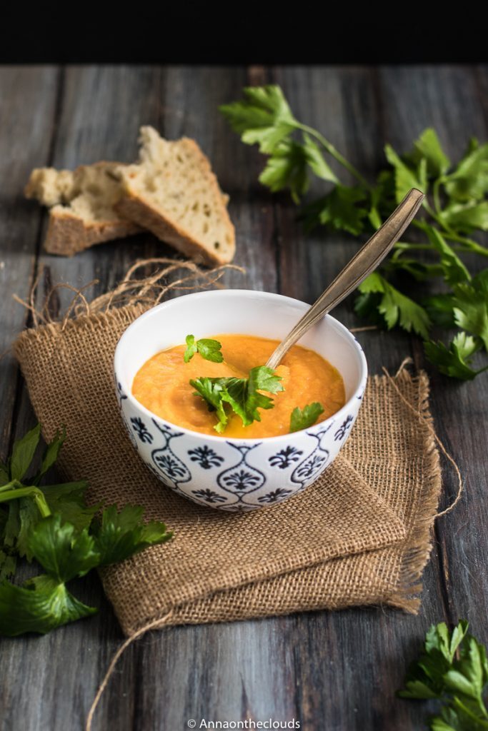 Vellutata di zucca e carote (ricetta veloce)