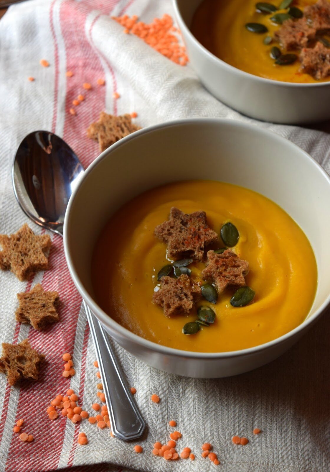 Vellutata di zucca e lenticchie rosse alla paprika: aspettando il natale (2)