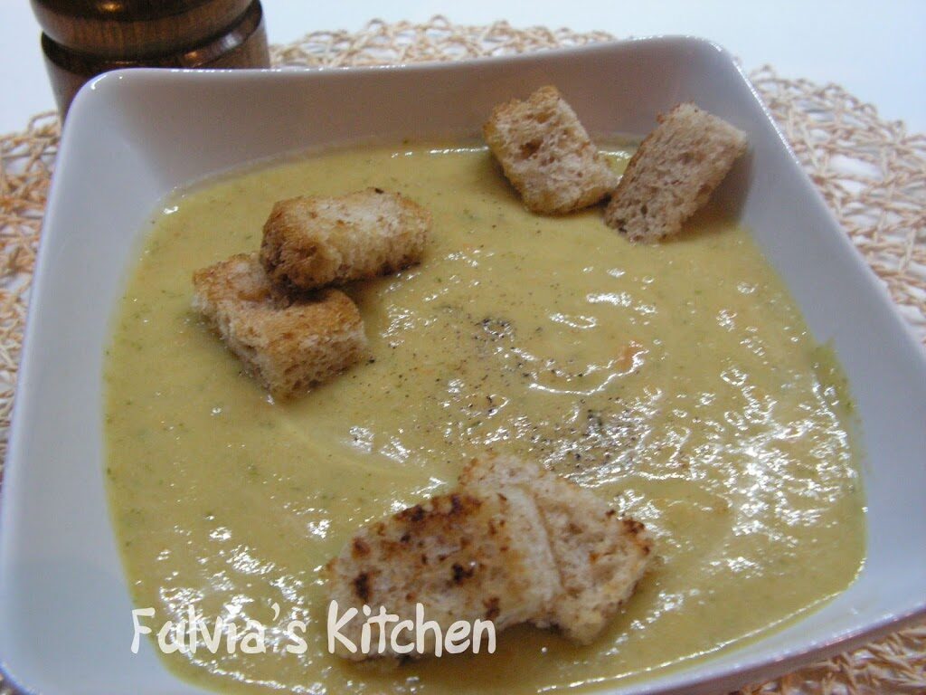 Vellutata di zucchine, carote e patate