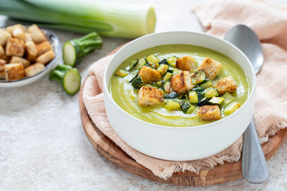 Vellutata di zucchine e porri