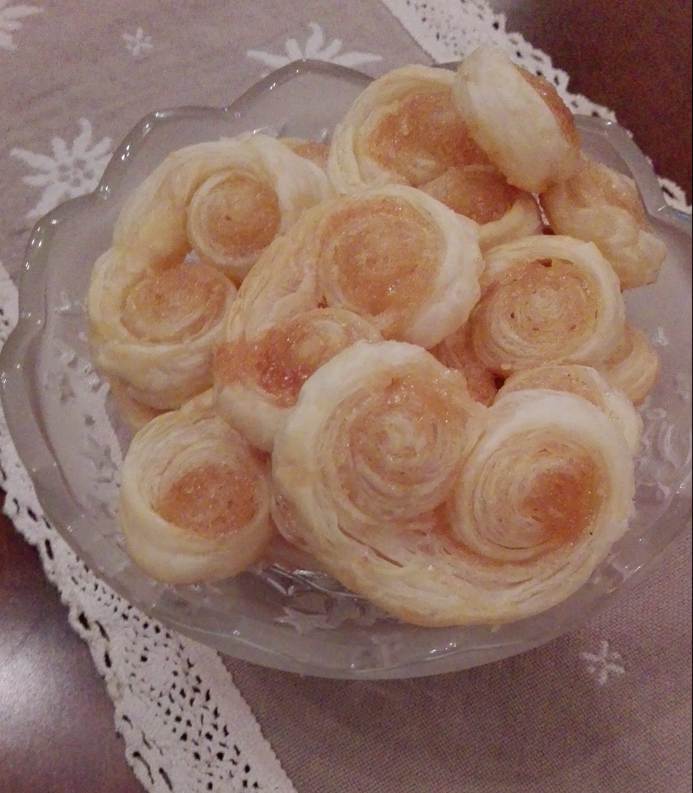 Ventagli di pasta sfoglia dolci