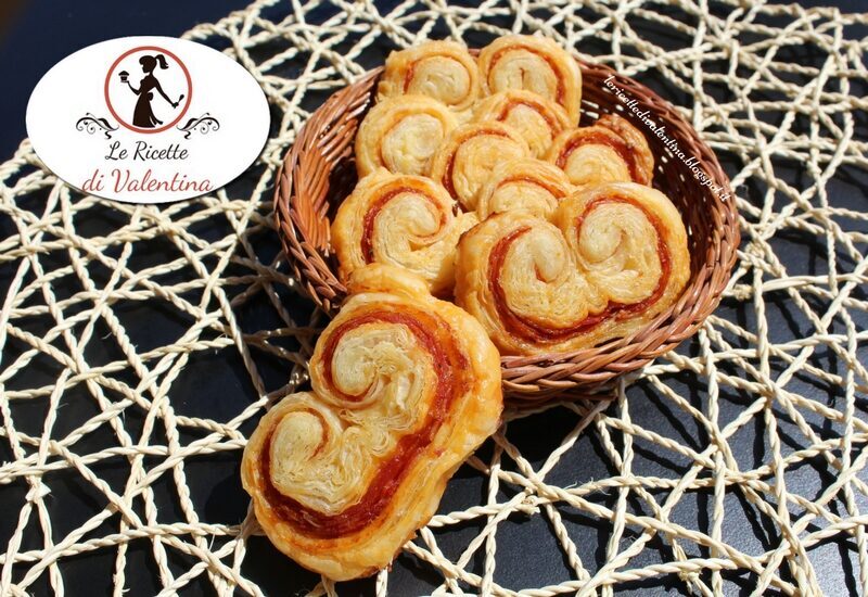 Ventaglietti di sfoglia piccanti, soltanto 2 ingredienti