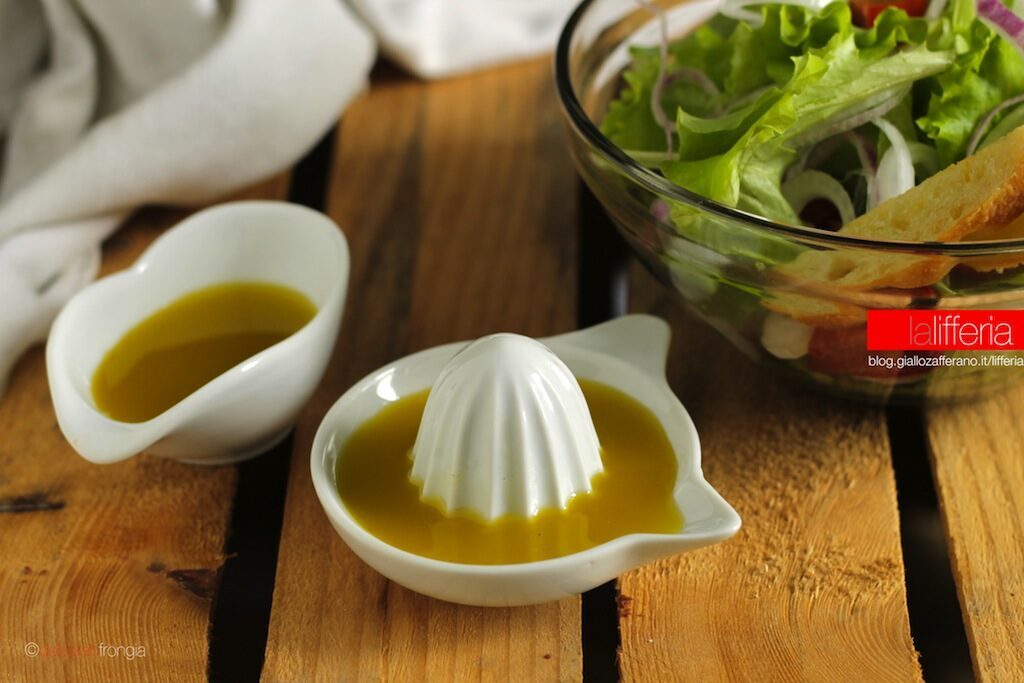 Vinaigrette e citronette, salsa classica per condimento