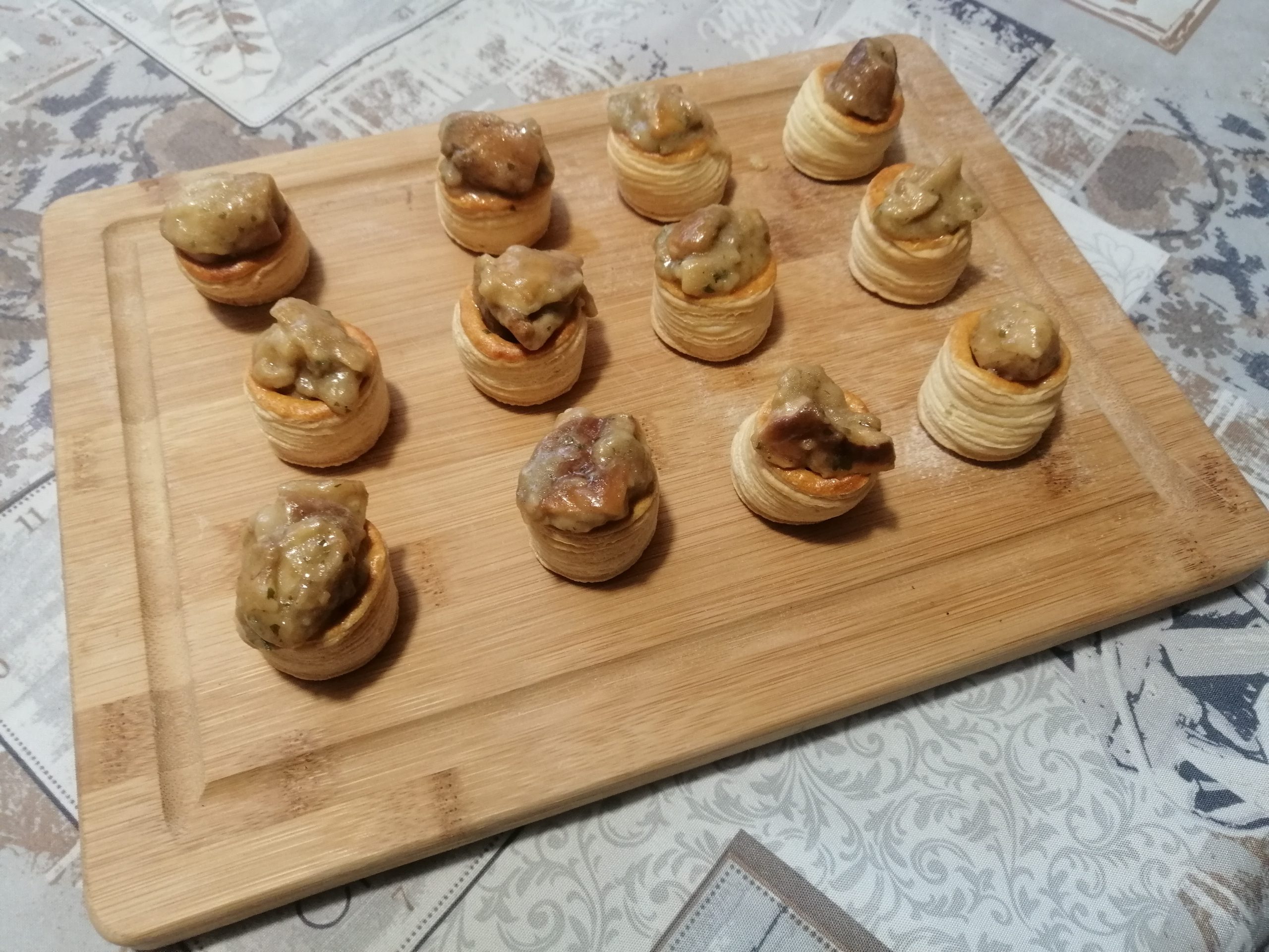 Vol au vent ai funghi porcini